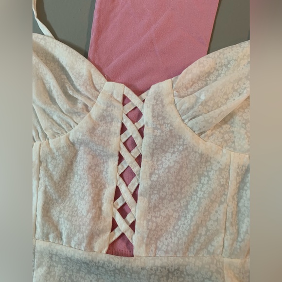 Chic White Ruffle Mini Dress with cut out - Picture 5 of 5